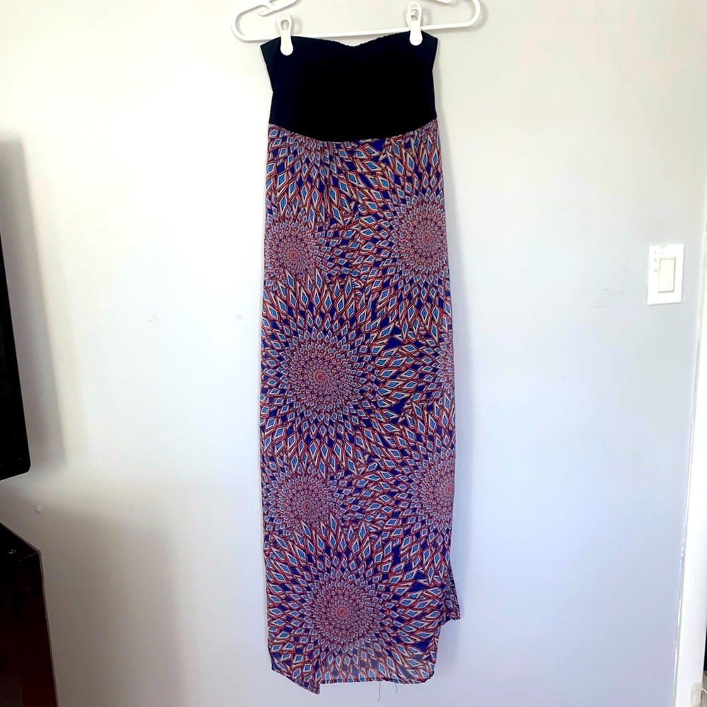 Gorgeous flowy maxi